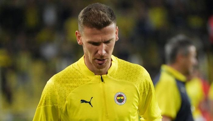 Fenerbahçe’den yapılan açıklamada Serdar Aziz’in sahayı terk ettiği açıklandı!Fenerbahçe