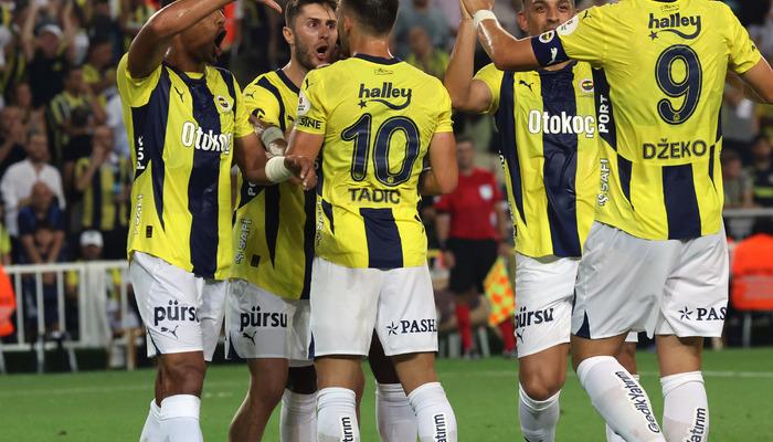 F.Bahçe Süper Lig’e 3 puanla veda etti! Sarı-lacivertli ekip, Süper Lig’de Adana Demirspor’u tek golle mağlup etti