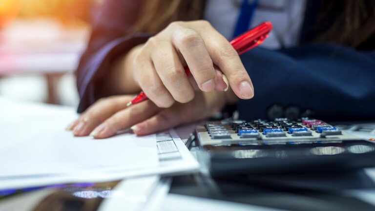 Finans artık alkollü içecek sektöründe kayıt dışılığı kontrol ediyor