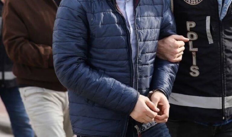 ‘Stop’ uyarıya saygı duymuyor ve kaçan araçlar ilaçların ağırlığını yakaladı! – Türkiye haberlerini kırmak