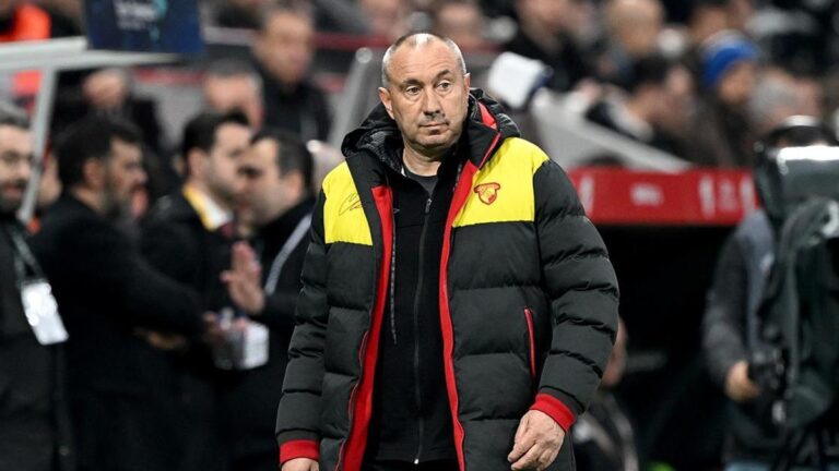 Son Dakika Spor Haberleri | Stalimir Stoilov: Görtepe gerçekten güçlü bir aile