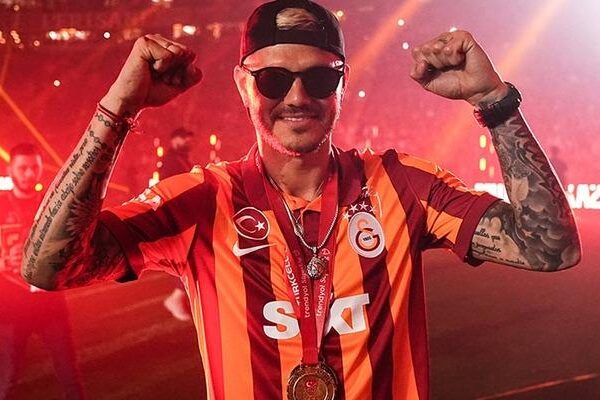 Mauro Icardi’nin Arjantin’de şaşırtıcı karar! Tedavisini terk eder ve İstanbul’a geri döner …