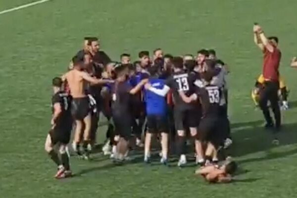 Silopigücü genclikspor şampiyonasını duyurdu