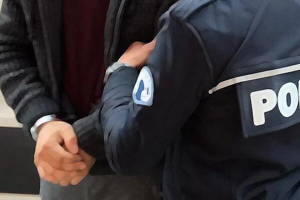 Sakarya’da 14 kaçak mahkum yakalandı