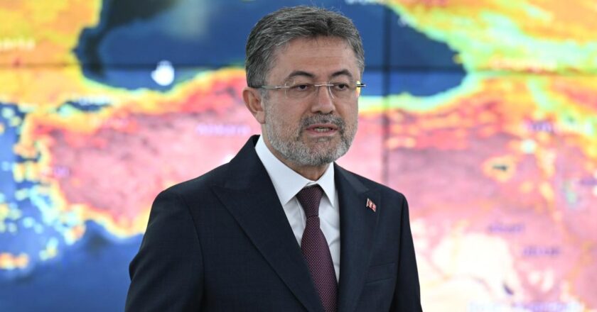 Bakan Yumakli: Yalanları düşmanlarının yokluğuna kınayacağız.
