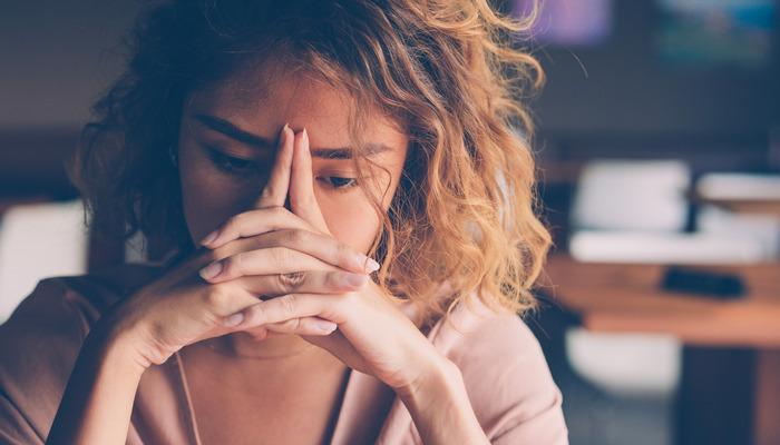 Aramayı çekmek: 10 yetişkinden 7’si internette iken stres yaşıyor