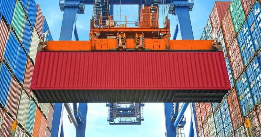 Geçen yıl Türkiye hizmeti 117.2 milyar dolara ihracat yapıyor