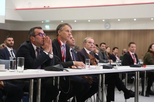 “Türkiye’de Ticaret ve Yatırım Konferansı” Viyana’da düzenlendi.